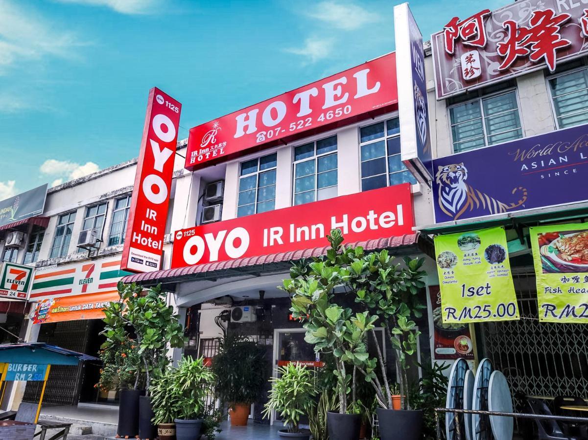 Oyo 1125 Ir Inn Hotel Скудай Екстер'єр фото