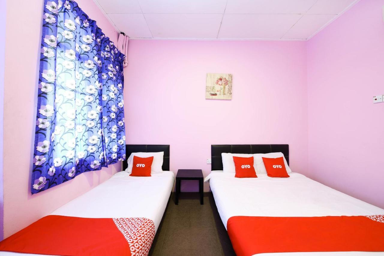 Oyo 1125 Ir Inn Hotel Скудай Екстер'єр фото