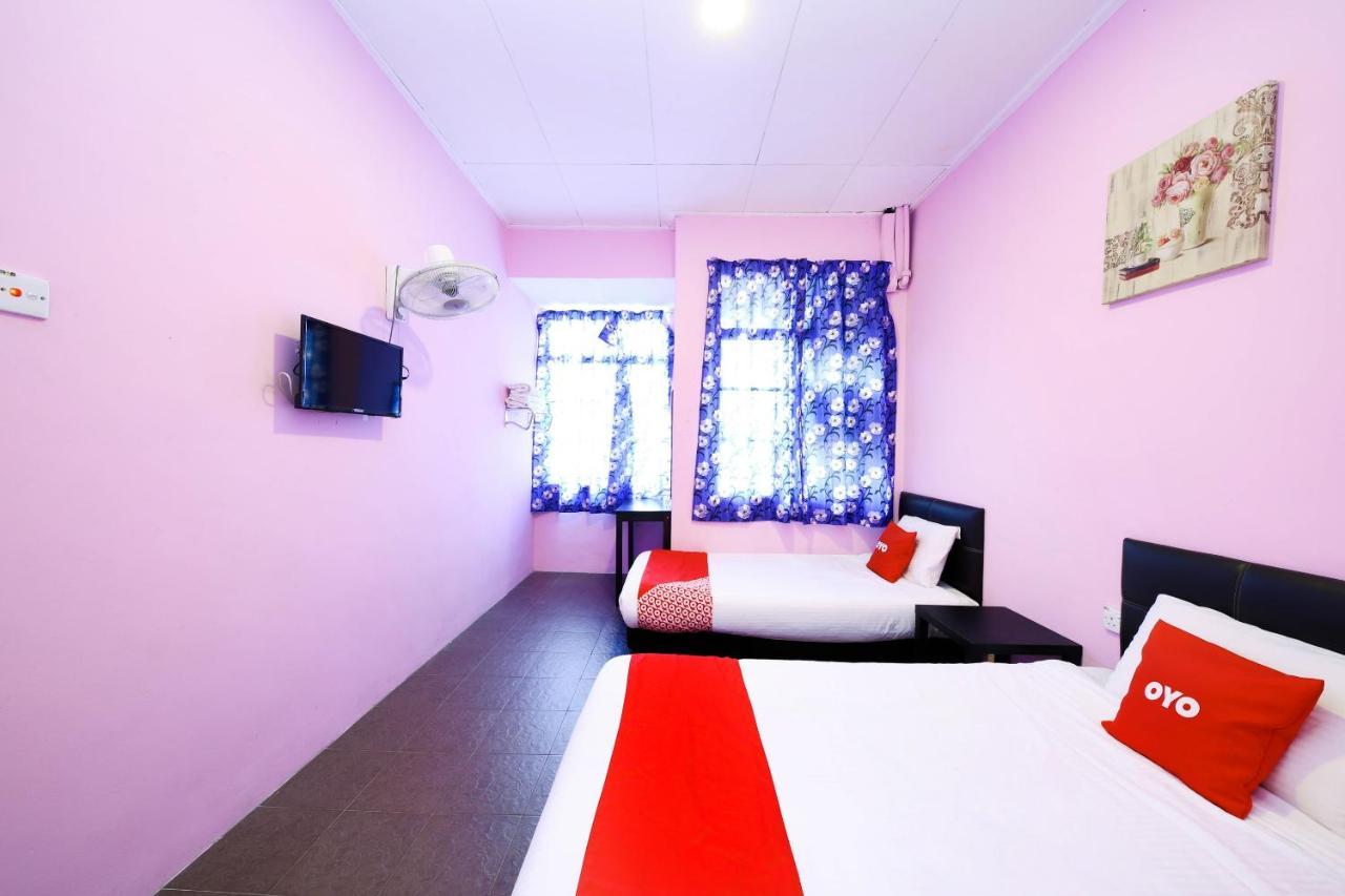 Oyo 1125 Ir Inn Hotel Скудай Екстер'єр фото
