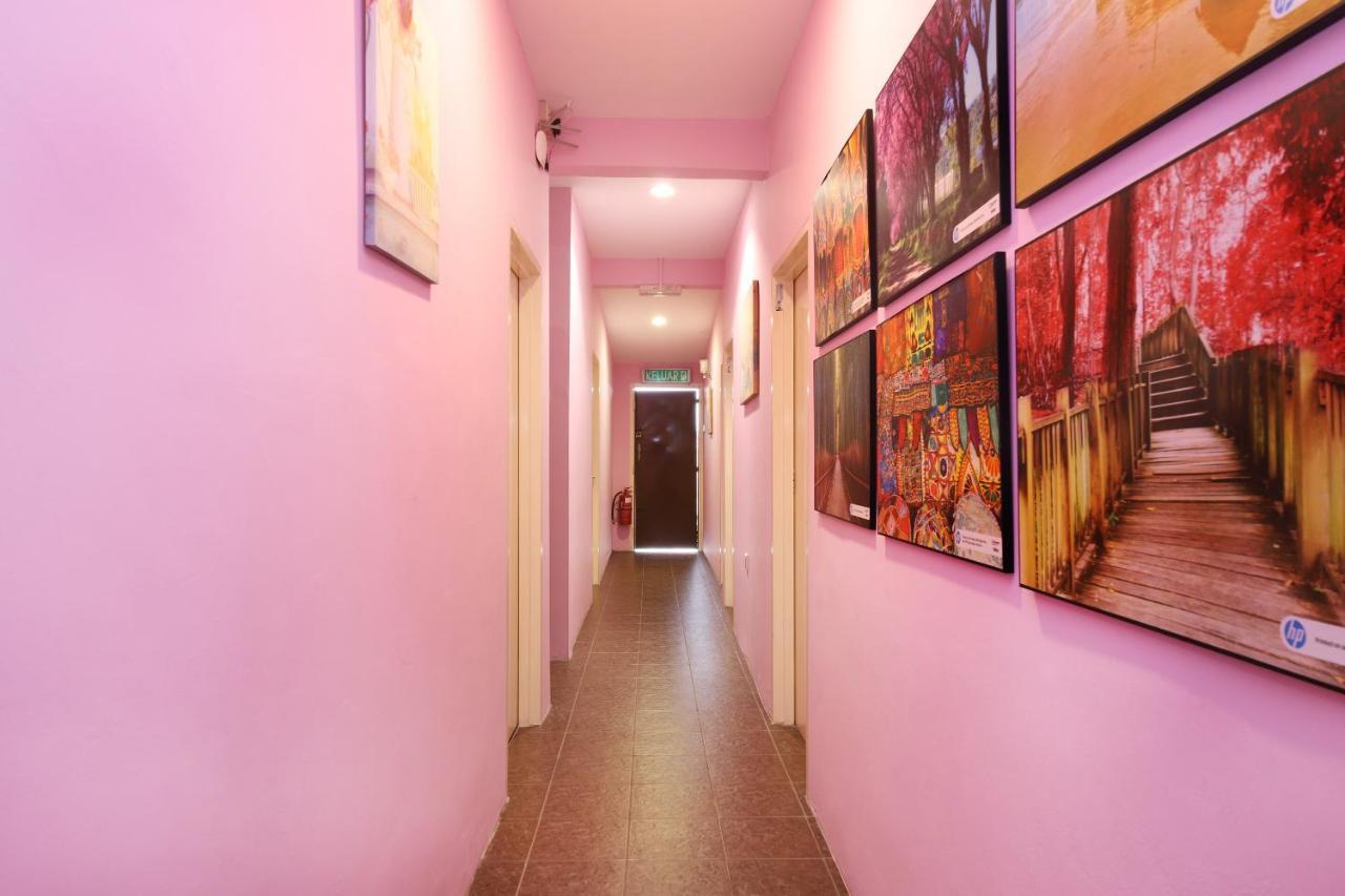 Oyo 1125 Ir Inn Hotel Скудай Екстер'єр фото