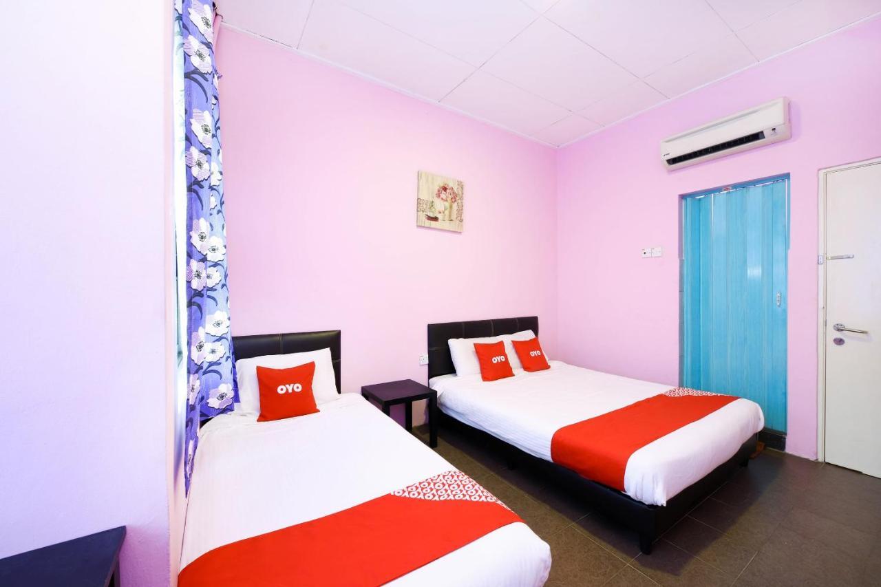 Oyo 1125 Ir Inn Hotel Скудай Екстер'єр фото