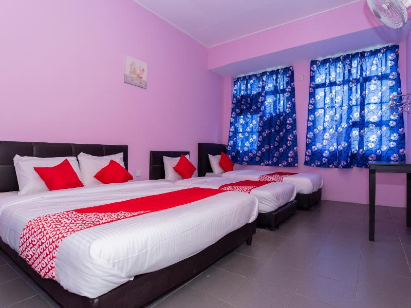 Oyo 1125 Ir Inn Hotel Скудай Екстер'єр фото