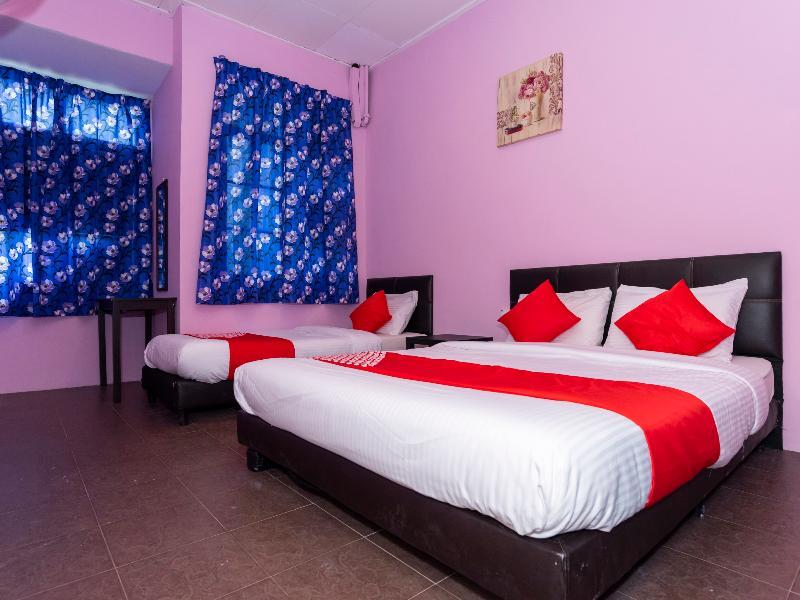 Oyo 1125 Ir Inn Hotel Скудай Екстер'єр фото