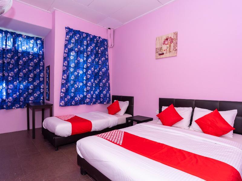 Oyo 1125 Ir Inn Hotel Скудай Екстер'єр фото